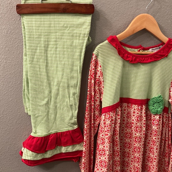 Tara Collection 2pc set, size 12 - Picture 6 of 6